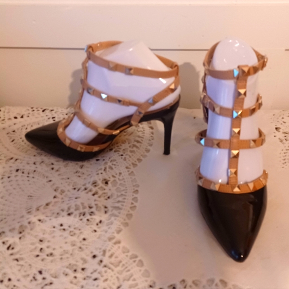 MIX NO 6 Luxury Style  Rockstud black Tan 3.5" Heels Shoes Pumps Sz 7